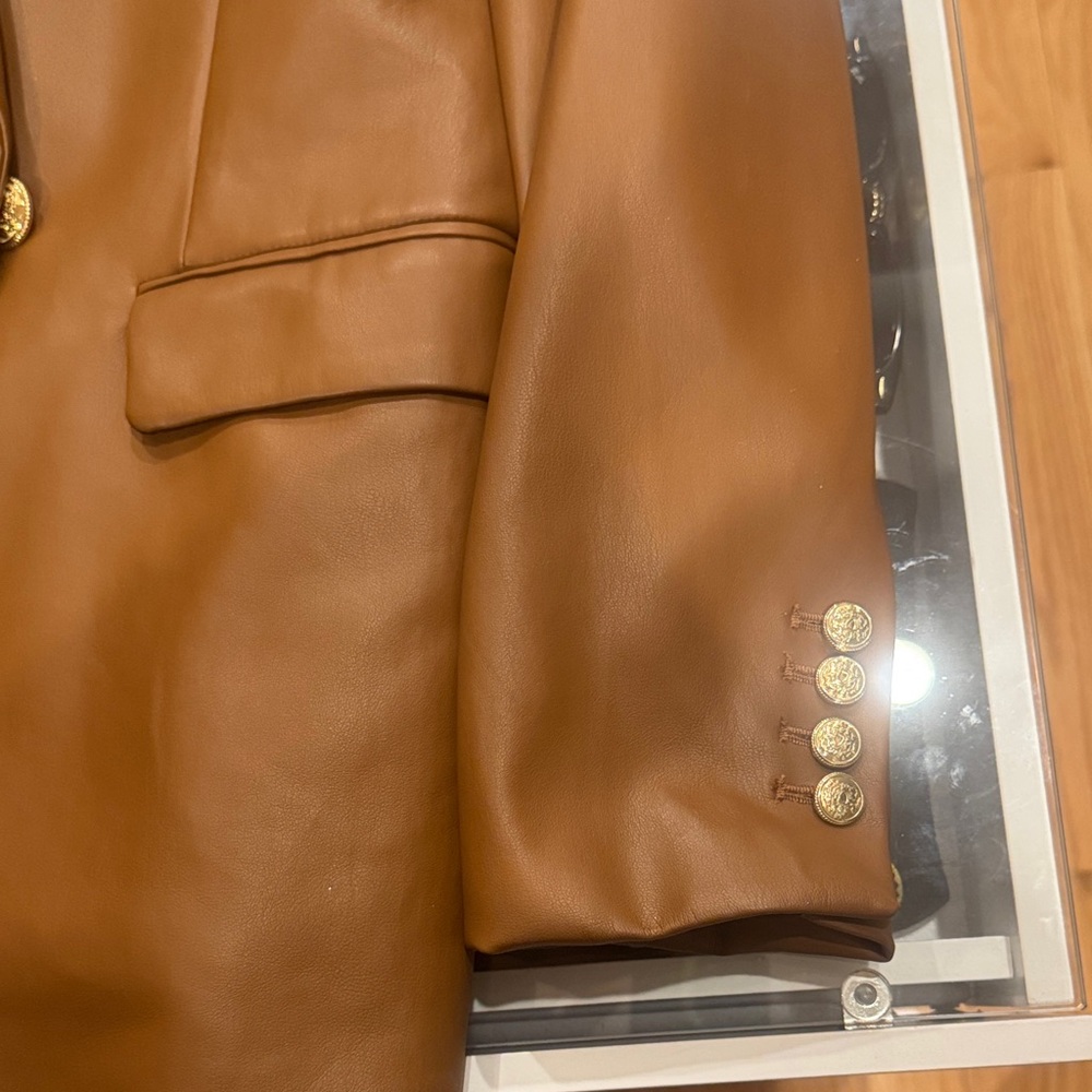 Zara Tan Blazer with Gold Accents - Picture 3 of 4